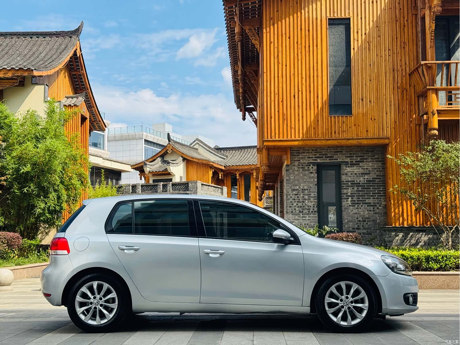 Volkswagen Golf, 2011 все фото