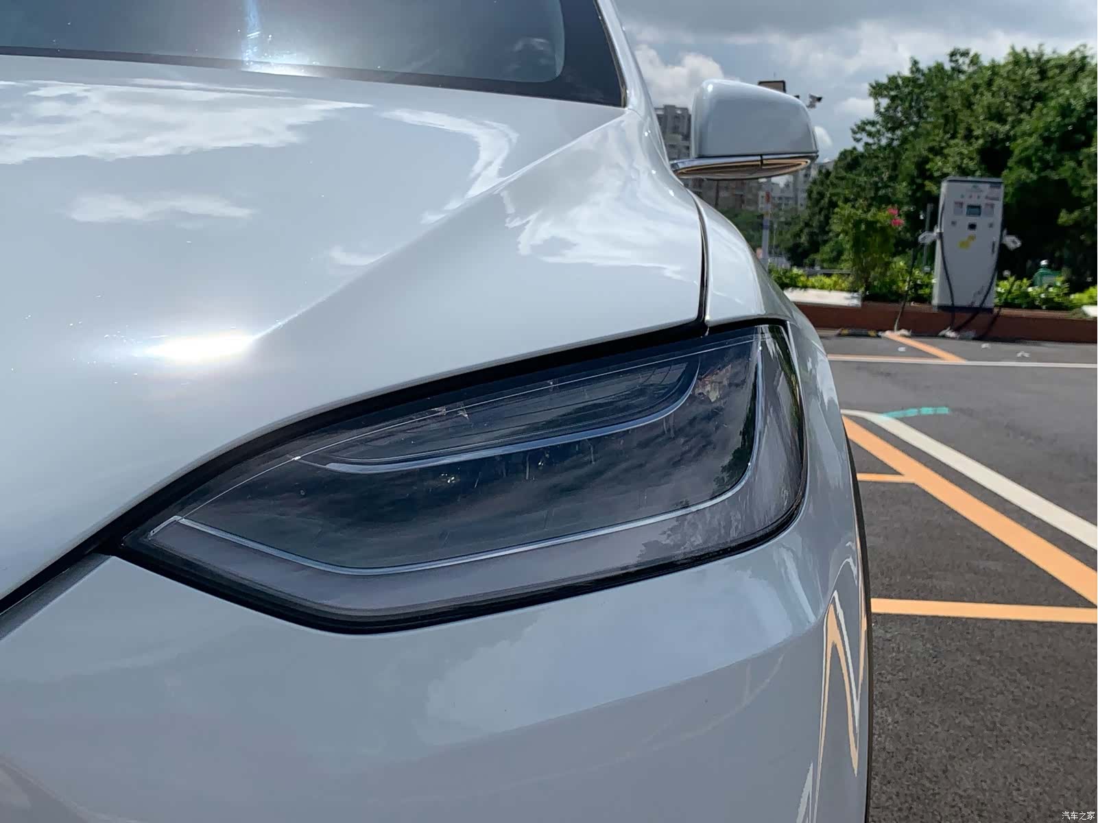 Tesla Model X, 2016 9