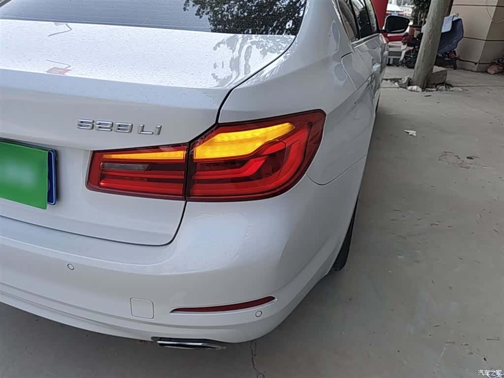 BMW 5 Series, 2017 24