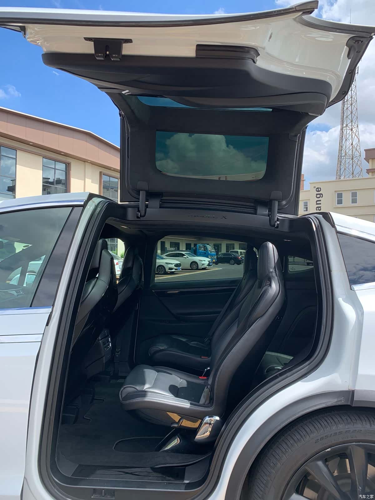 Tesla Model X, 2016 15