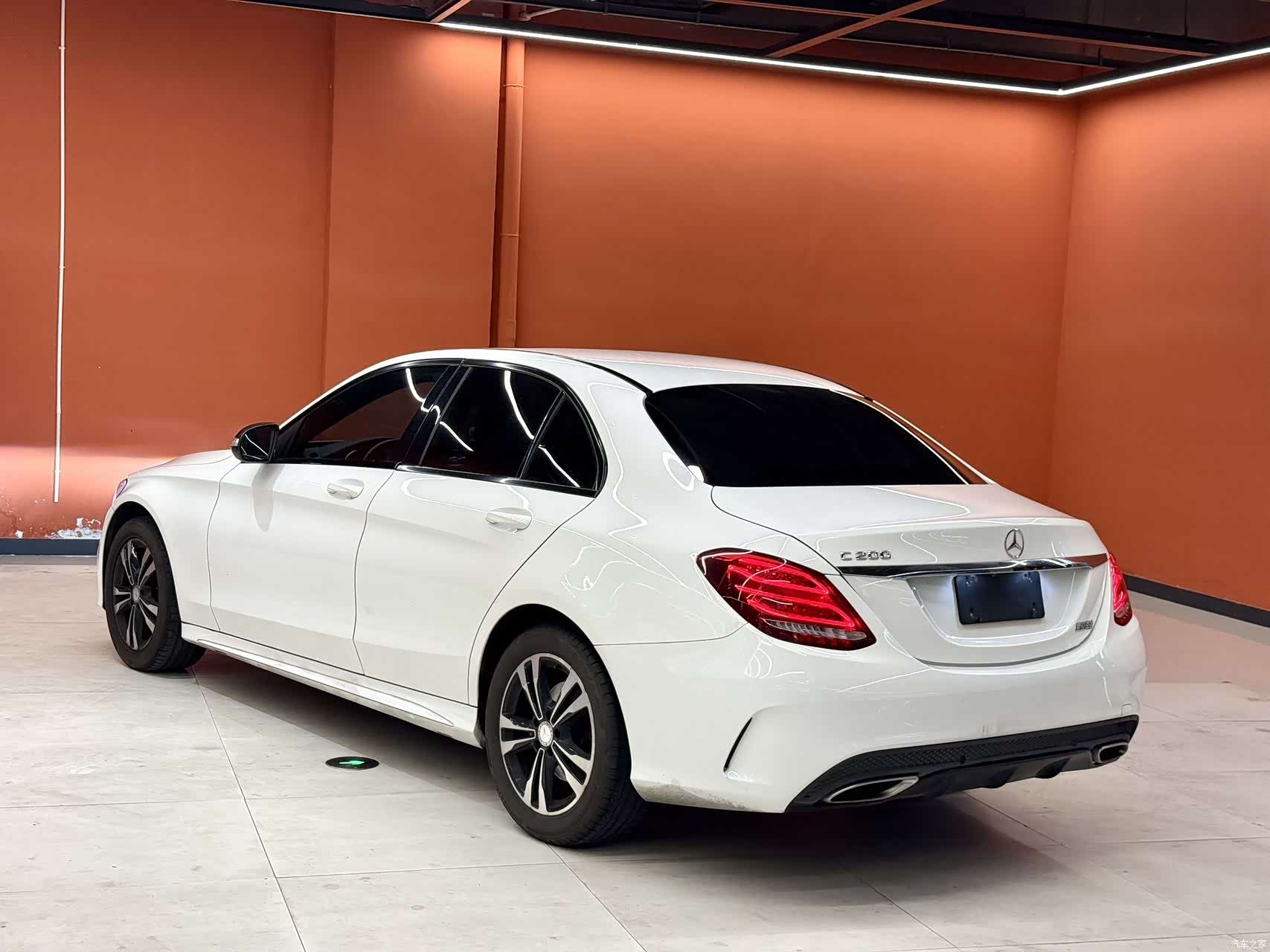 Mercedes-Benz C-Class, 2015 12