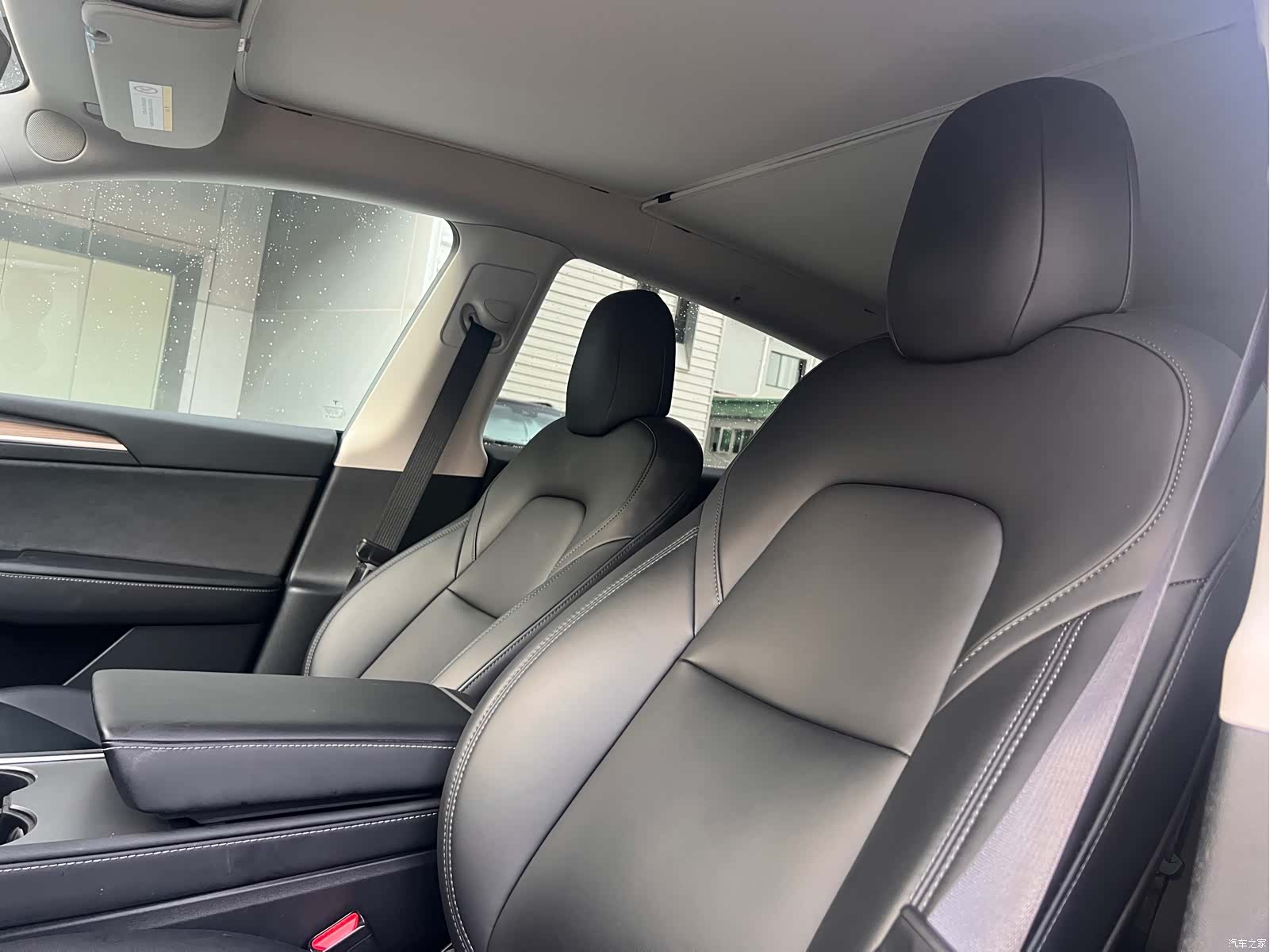Tesla Model Y, 2022 10
