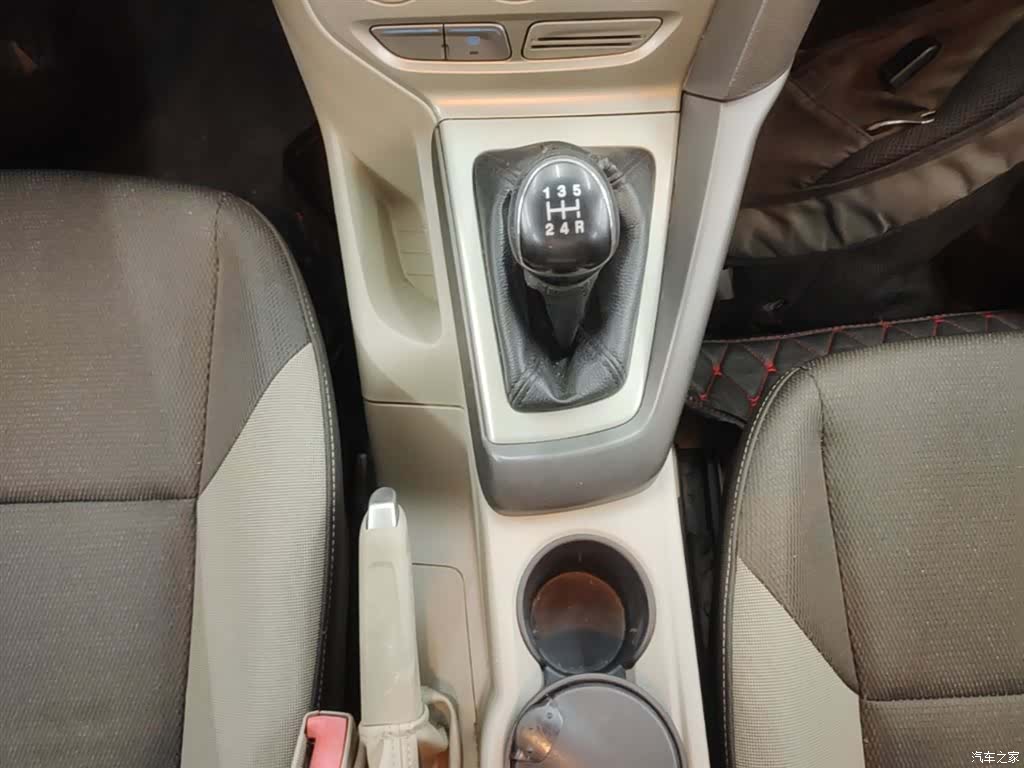 Ford Focus, 2014 14