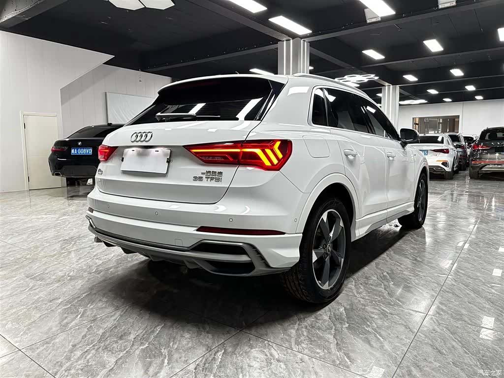 Audi Q3, 2023 6