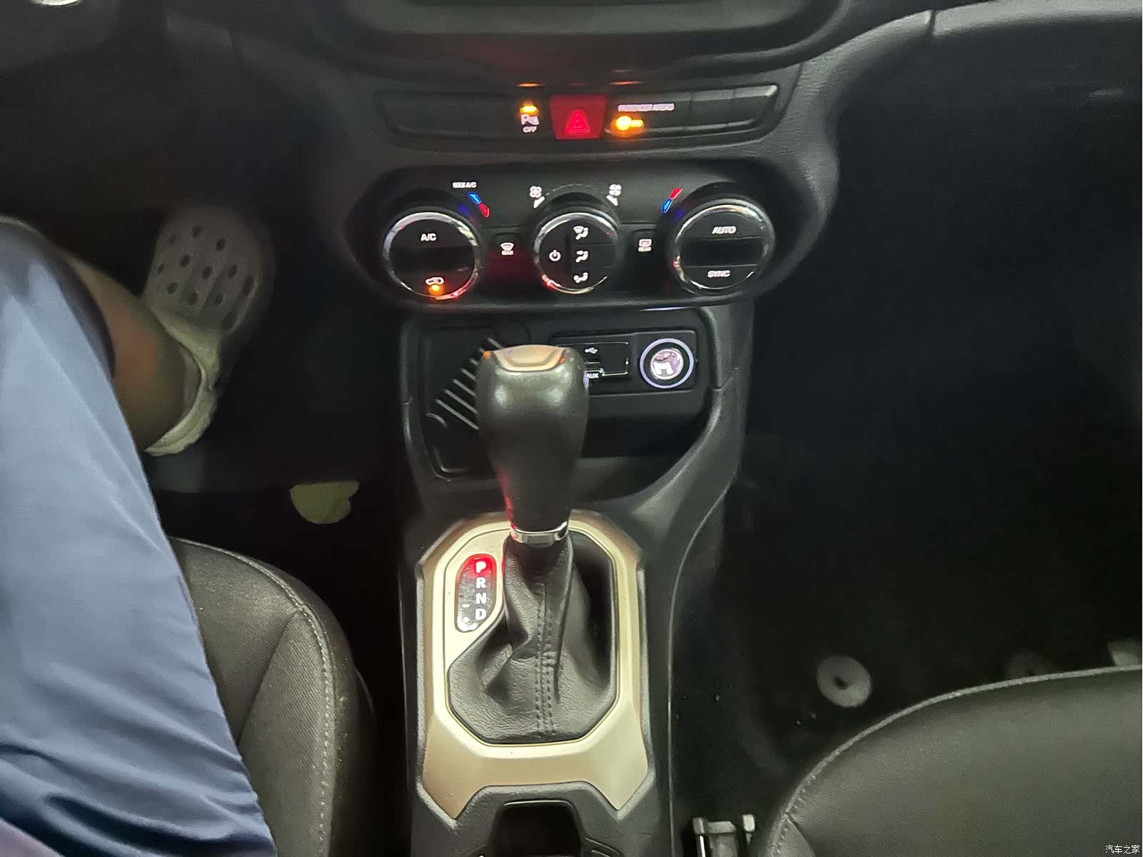Jeep Renegade, 2017 11