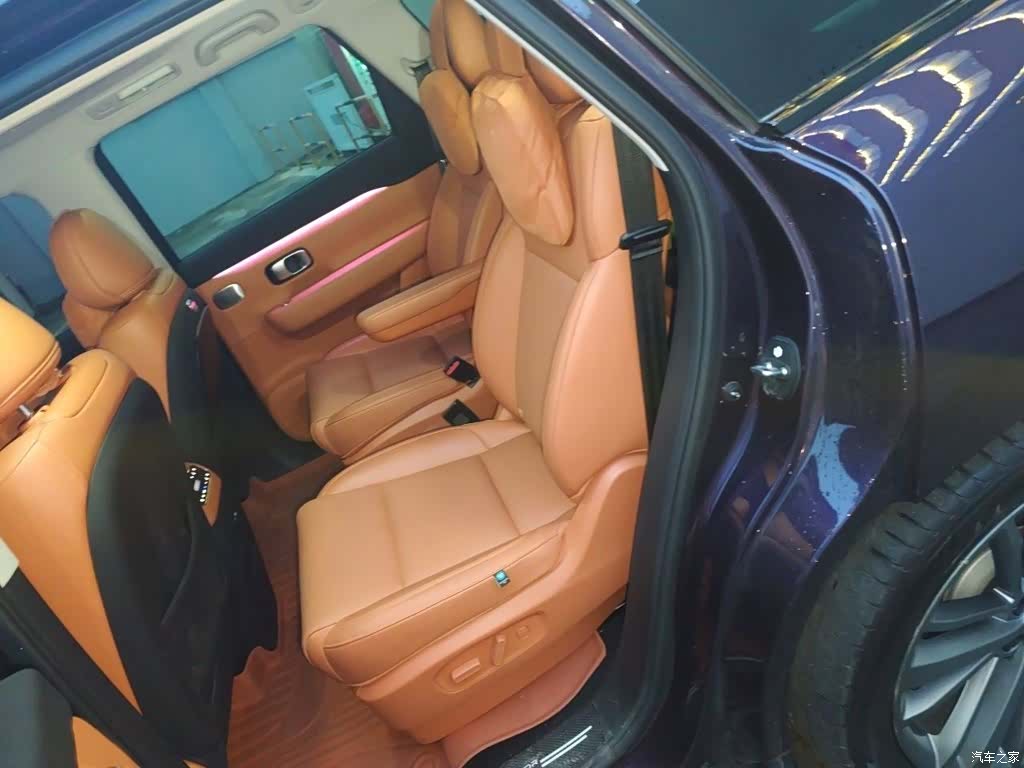 Leapmotor C16, 2025 15