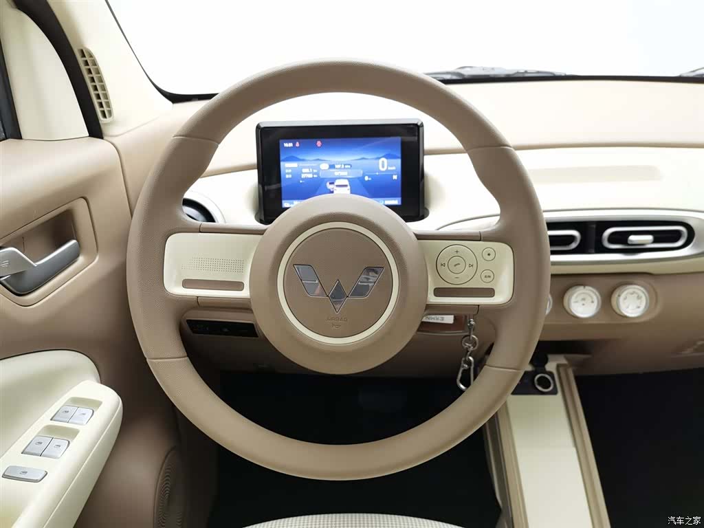 Wuling MINIEV, 2025 11