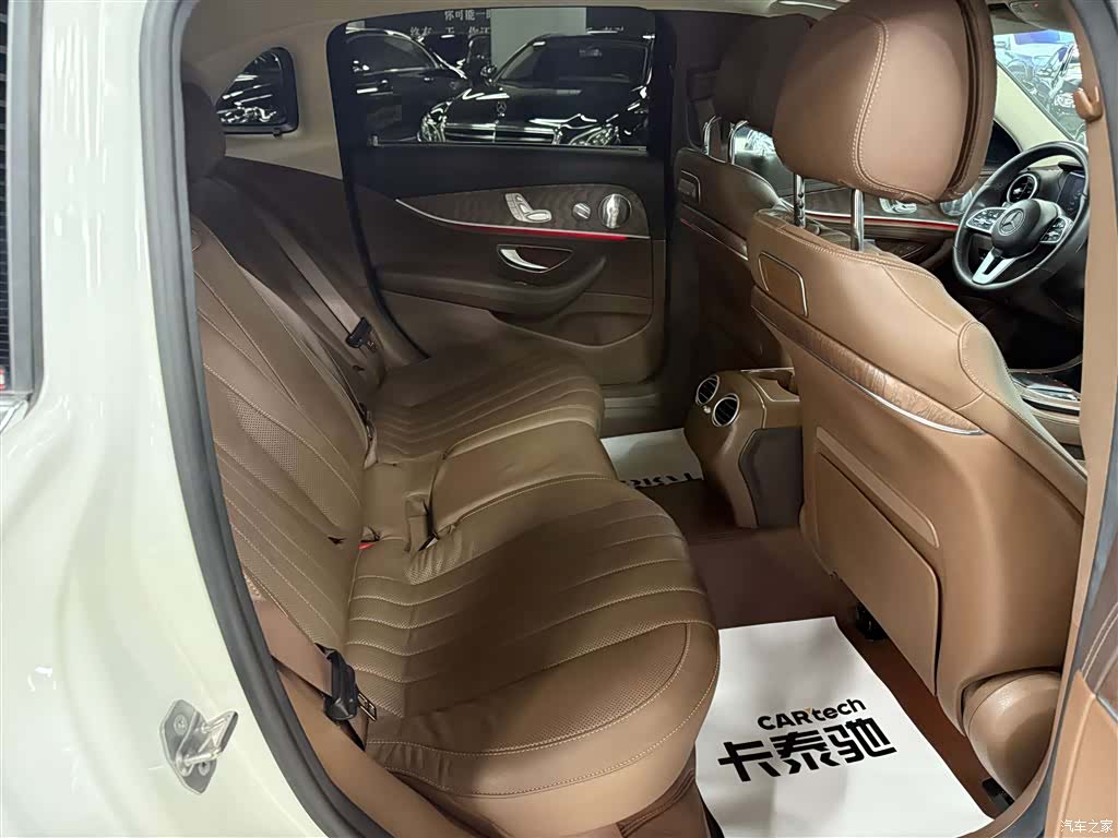 Mercedes-Benz E-Class, 2020 10