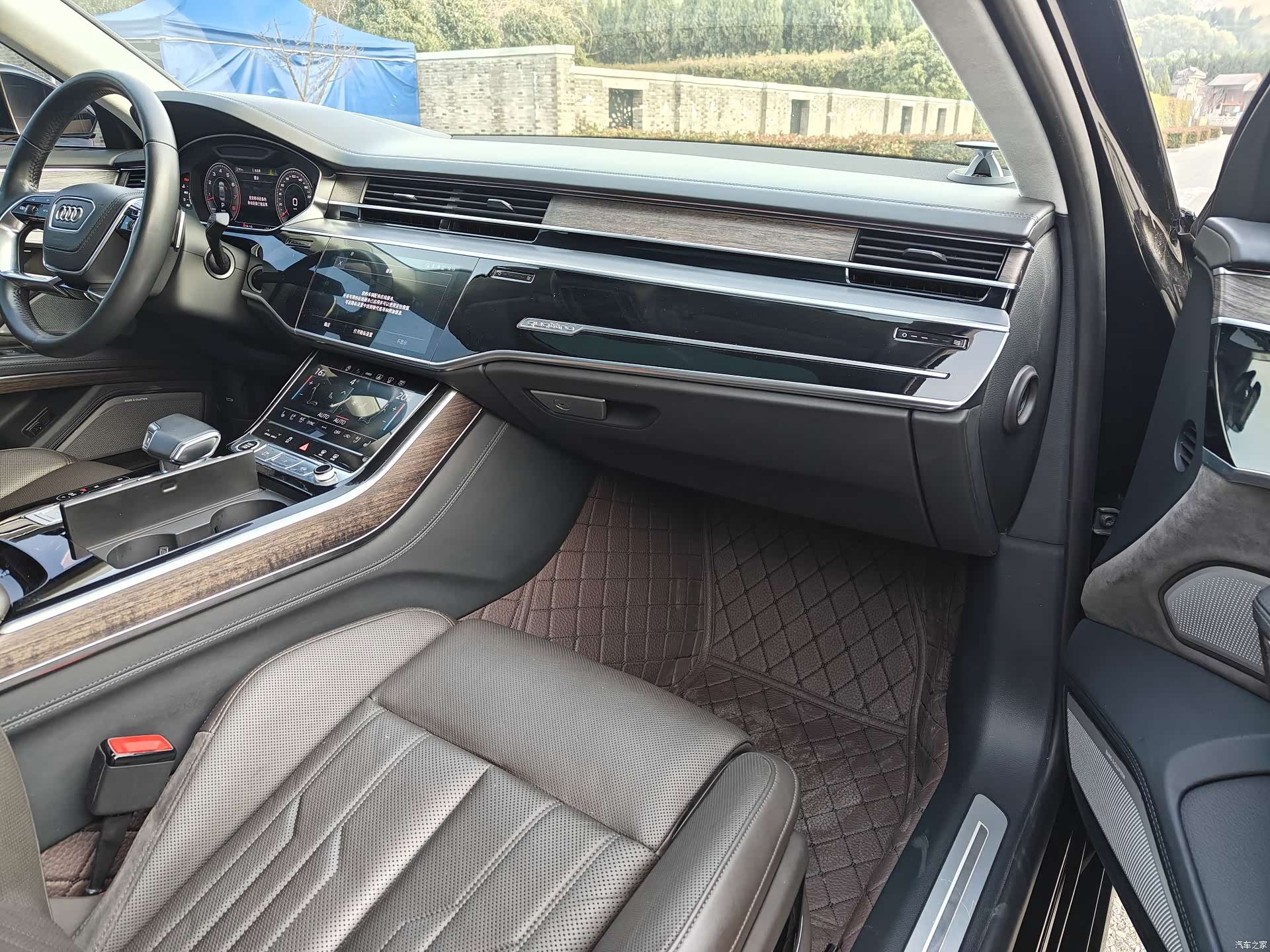 Audi A8L, 2021 12