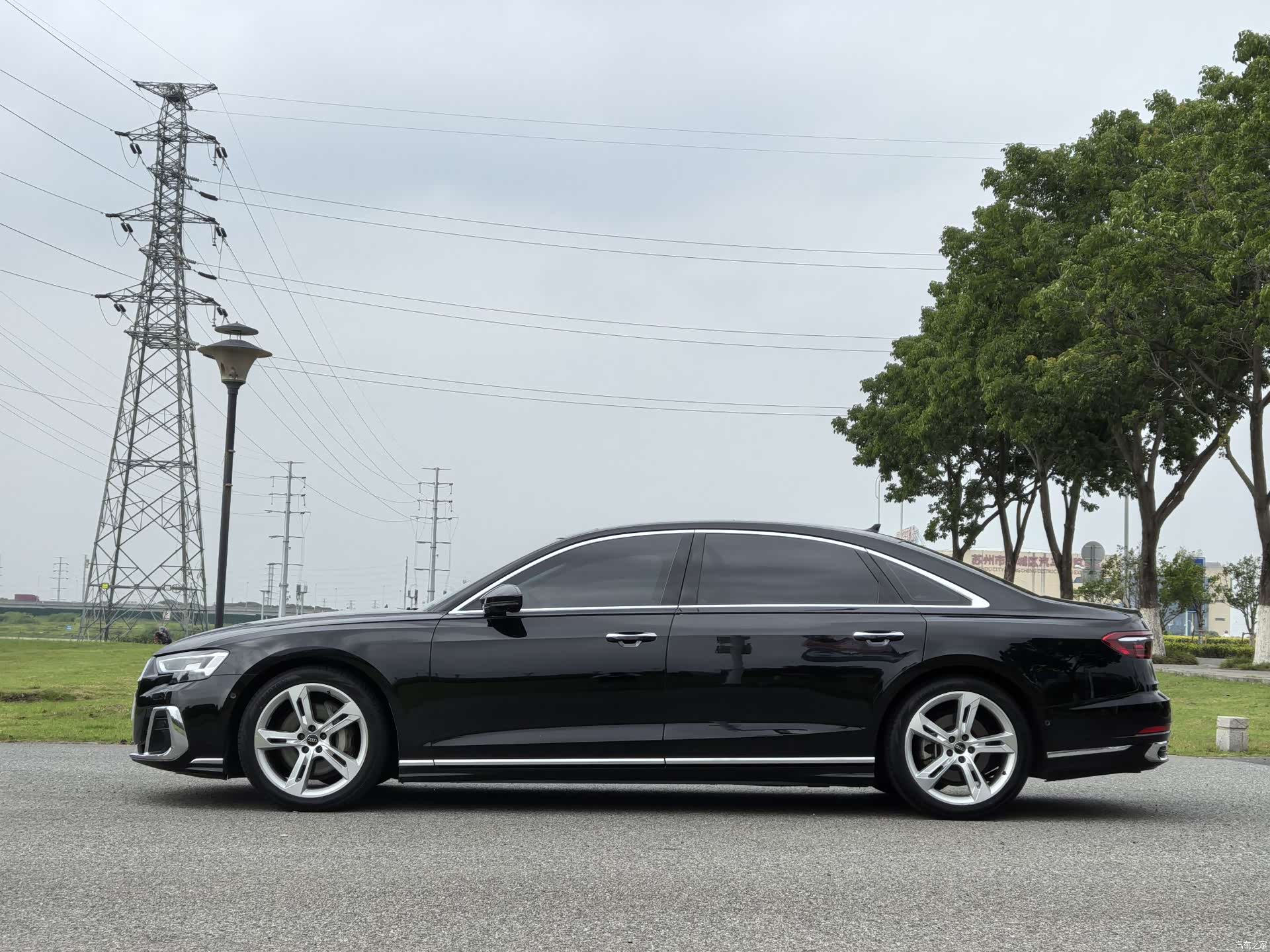 Audi A8L, 2023 все фото