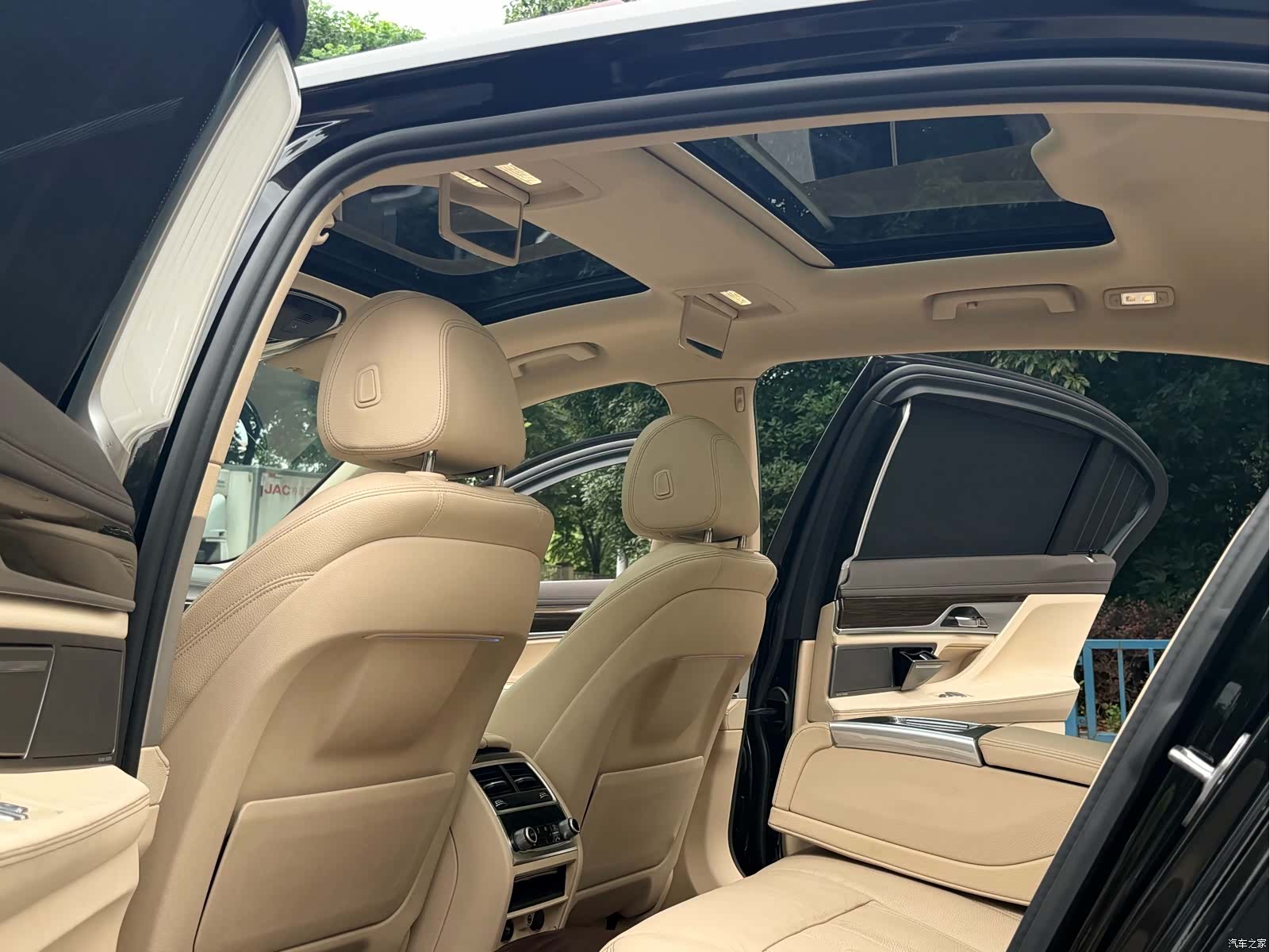 BMW 7 Series, 2017 11