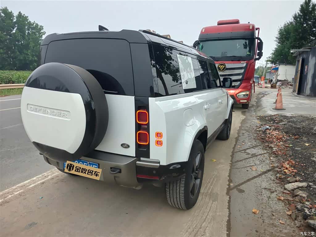 Land Rover Defender, 2023 11