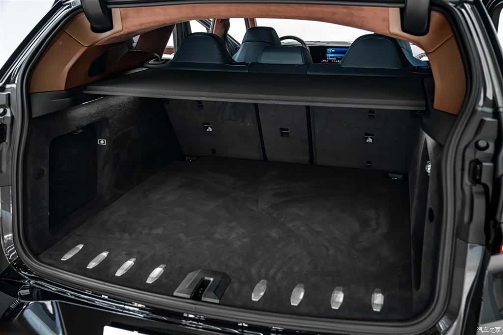 BMW XM, 2024 48