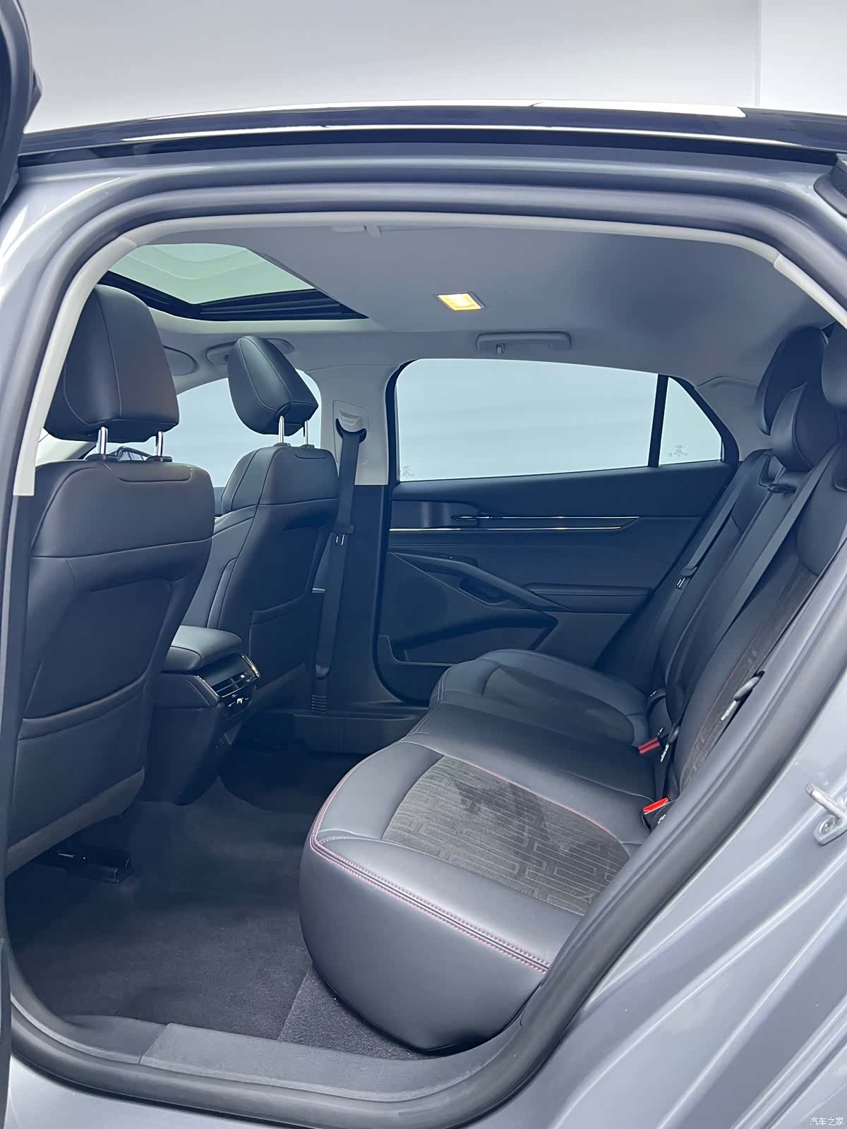 Ford Mondeo, 2024 8