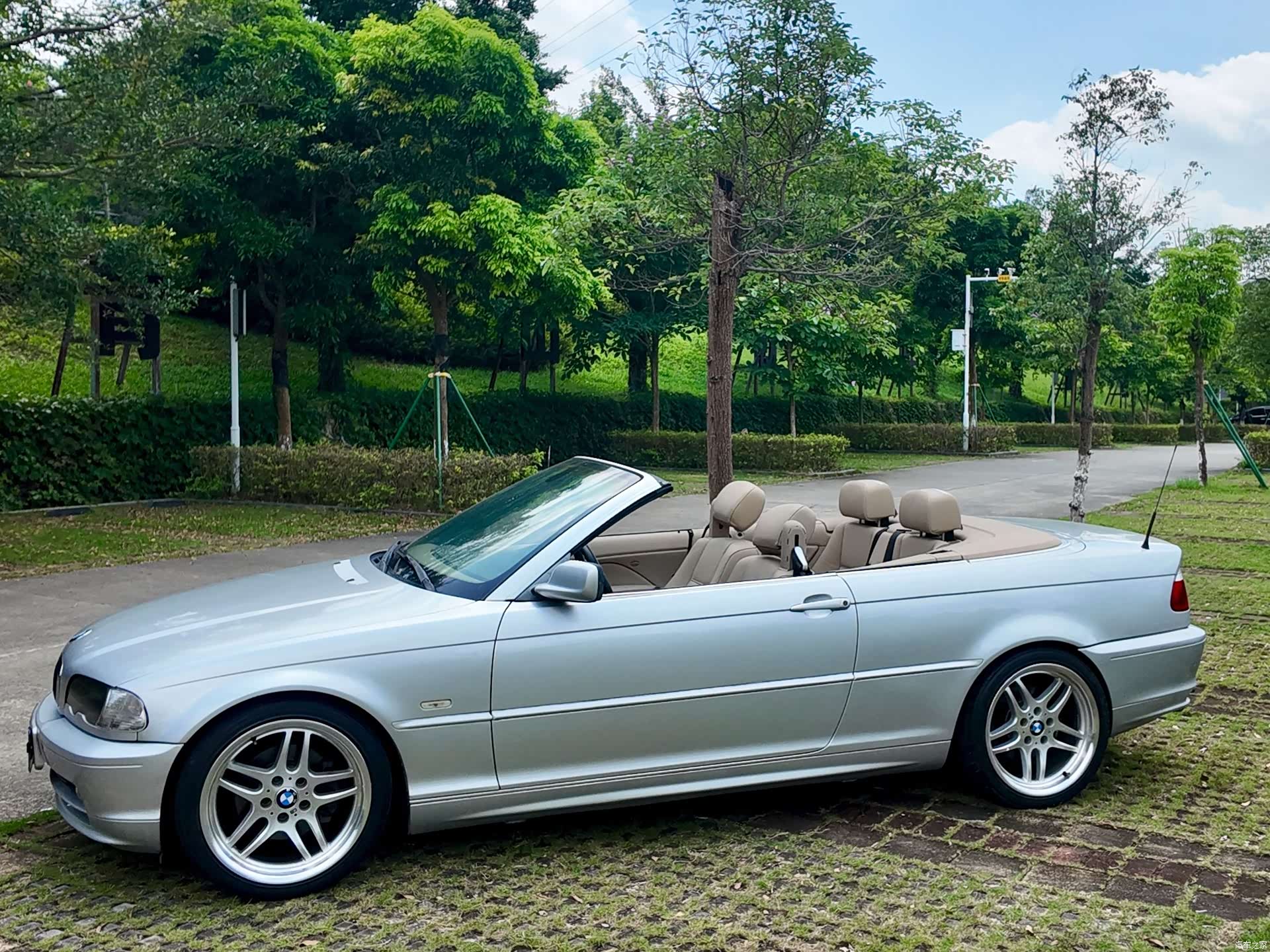 BMW 3 Series, 2002 29