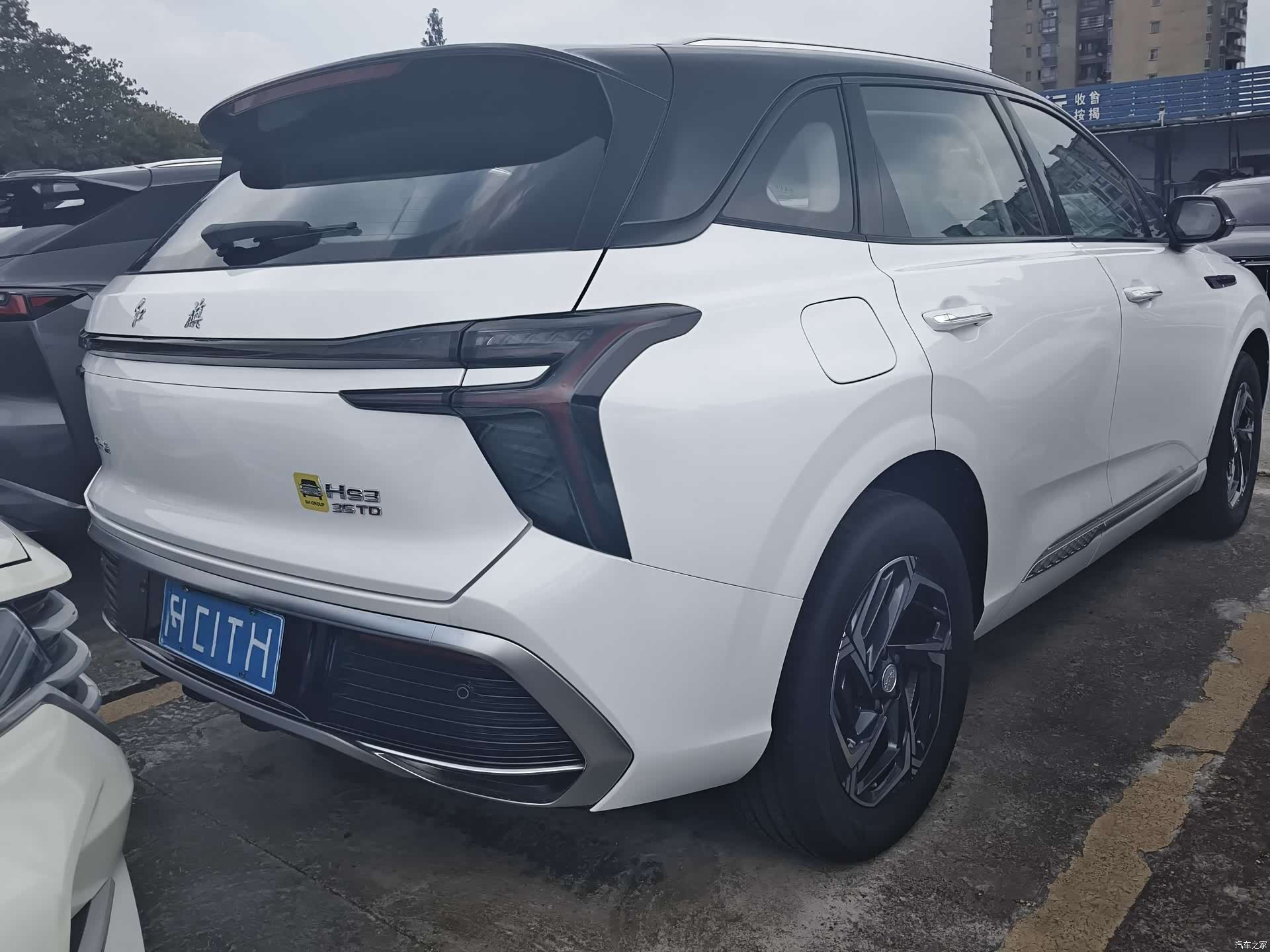 Hongqi HS3, 2024 14