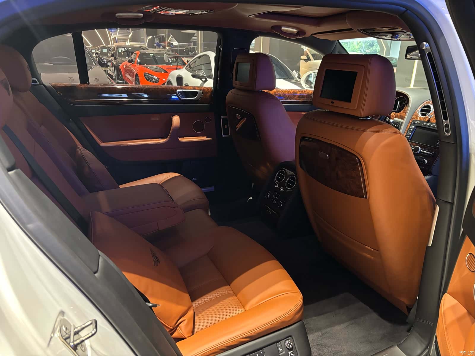 Bentley Flying Spur, 2011 12
