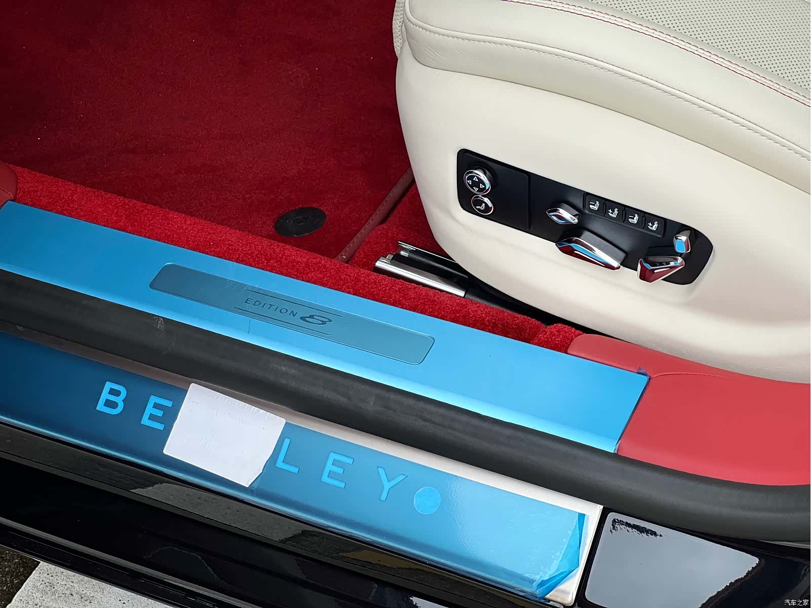 Bentley Flying Spur, 2025 17