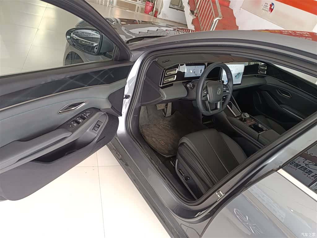 BYD Qin, 2025 16