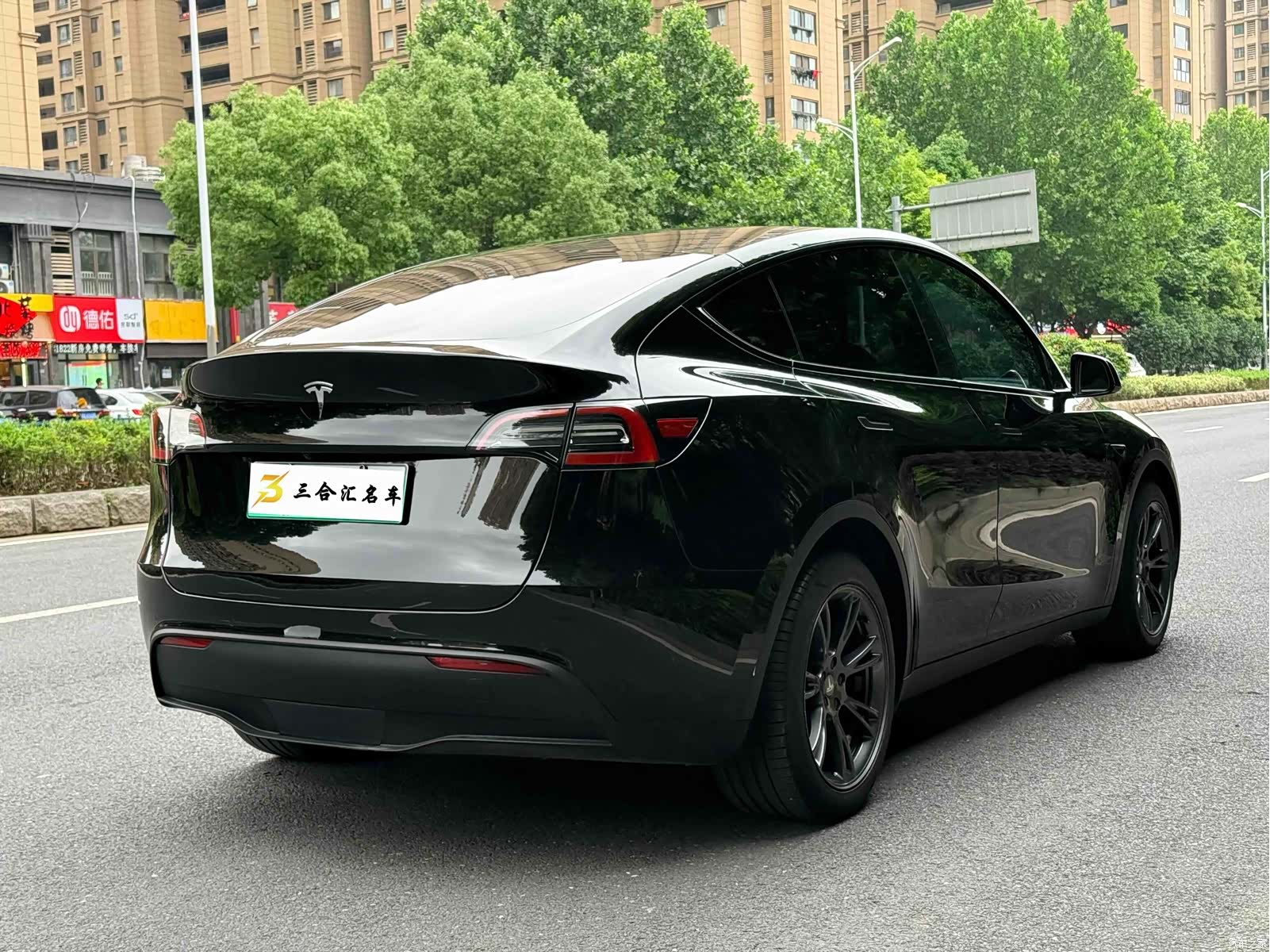 Tesla Model Y, 2024 10