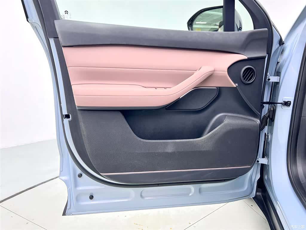 NIO EC6, 2024 10