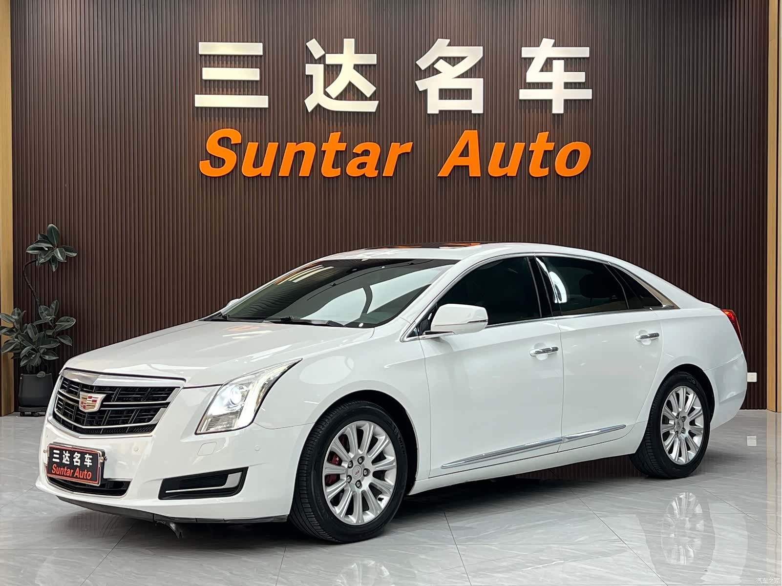 Cadillac XTS