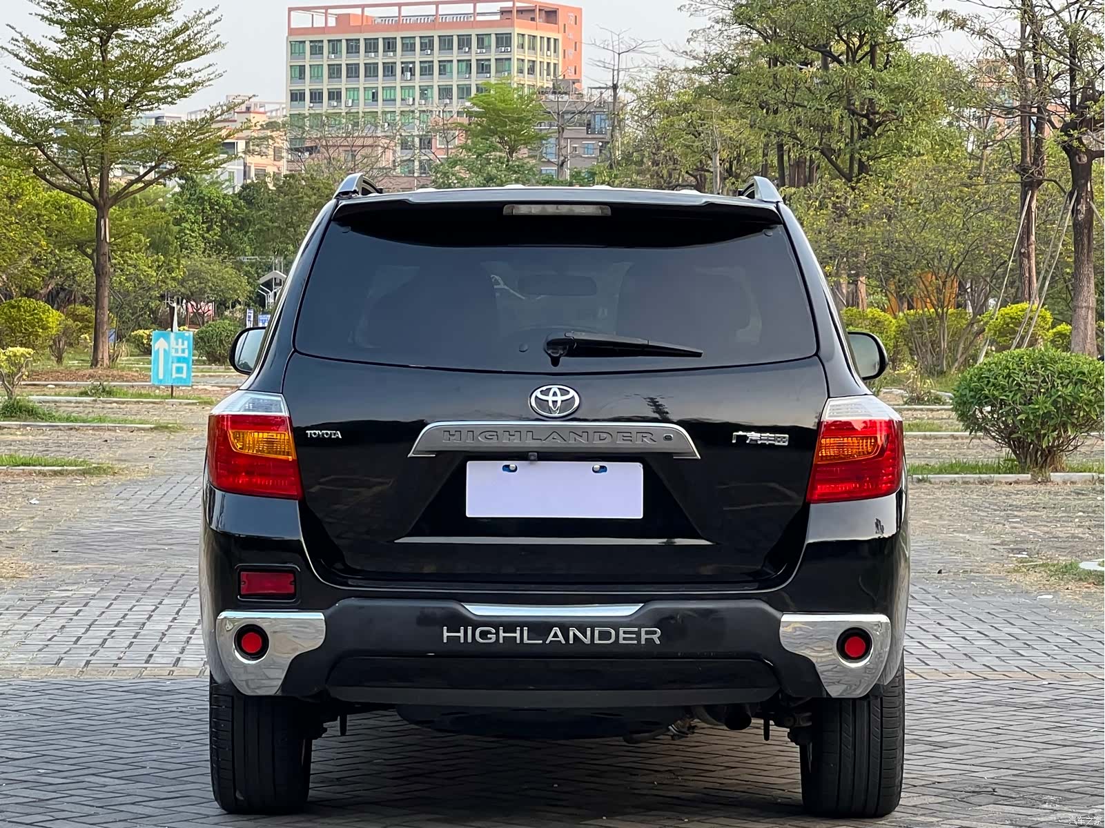 Toyota Highlander, 2011 все фото