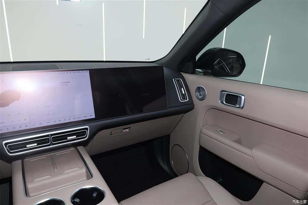 Li Auto L9, 2025 36
