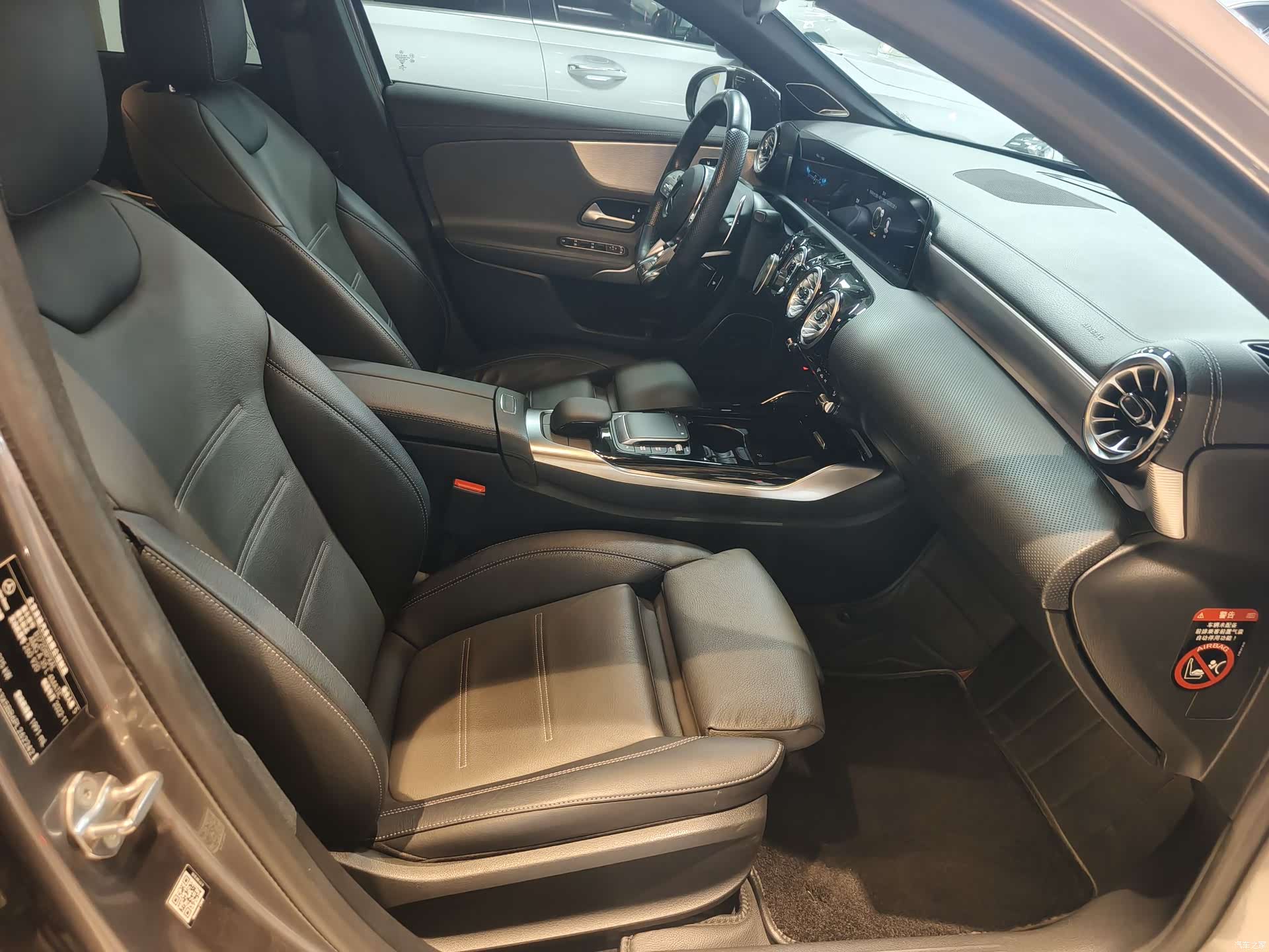 Mercedes-Benz A-Class, 2023 9