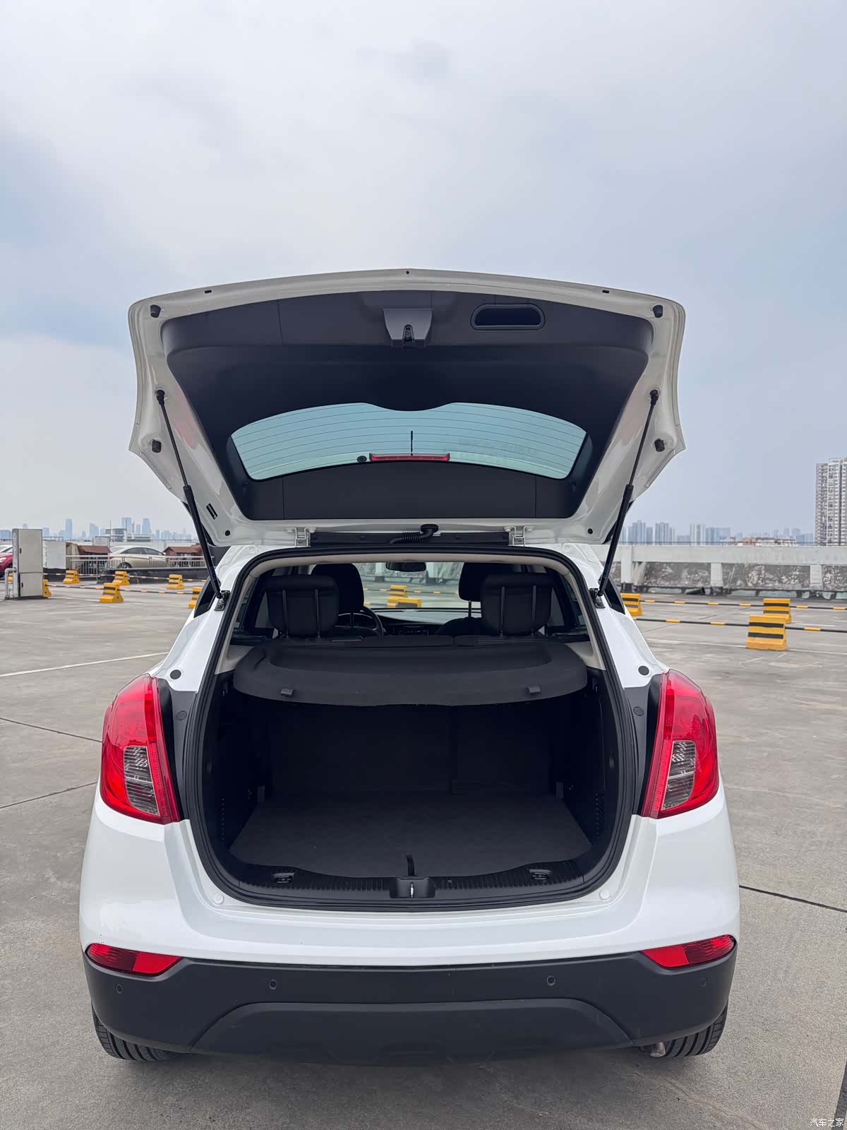 Buick Encore, 2018 8
