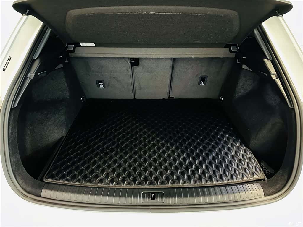 Audi Q3, 2024 6