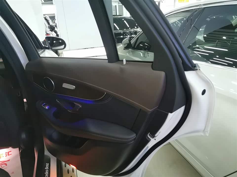 Mercedes-Benz GLC Mercedes-Benz GLC