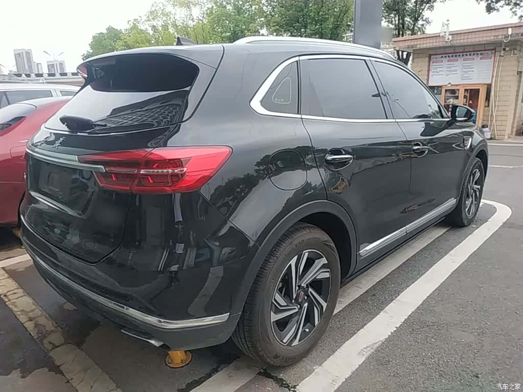 Hongqi HS5, 2022 7