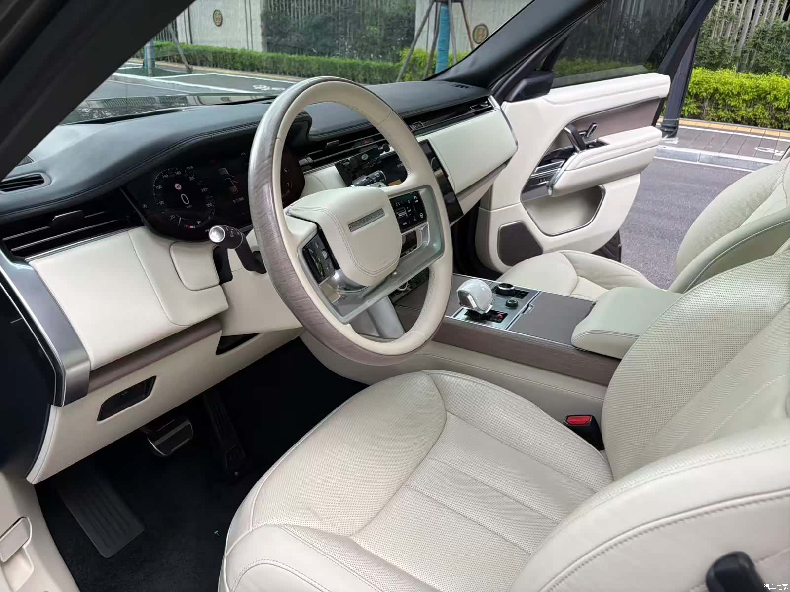 Land Rover Range Rover, 2024 17