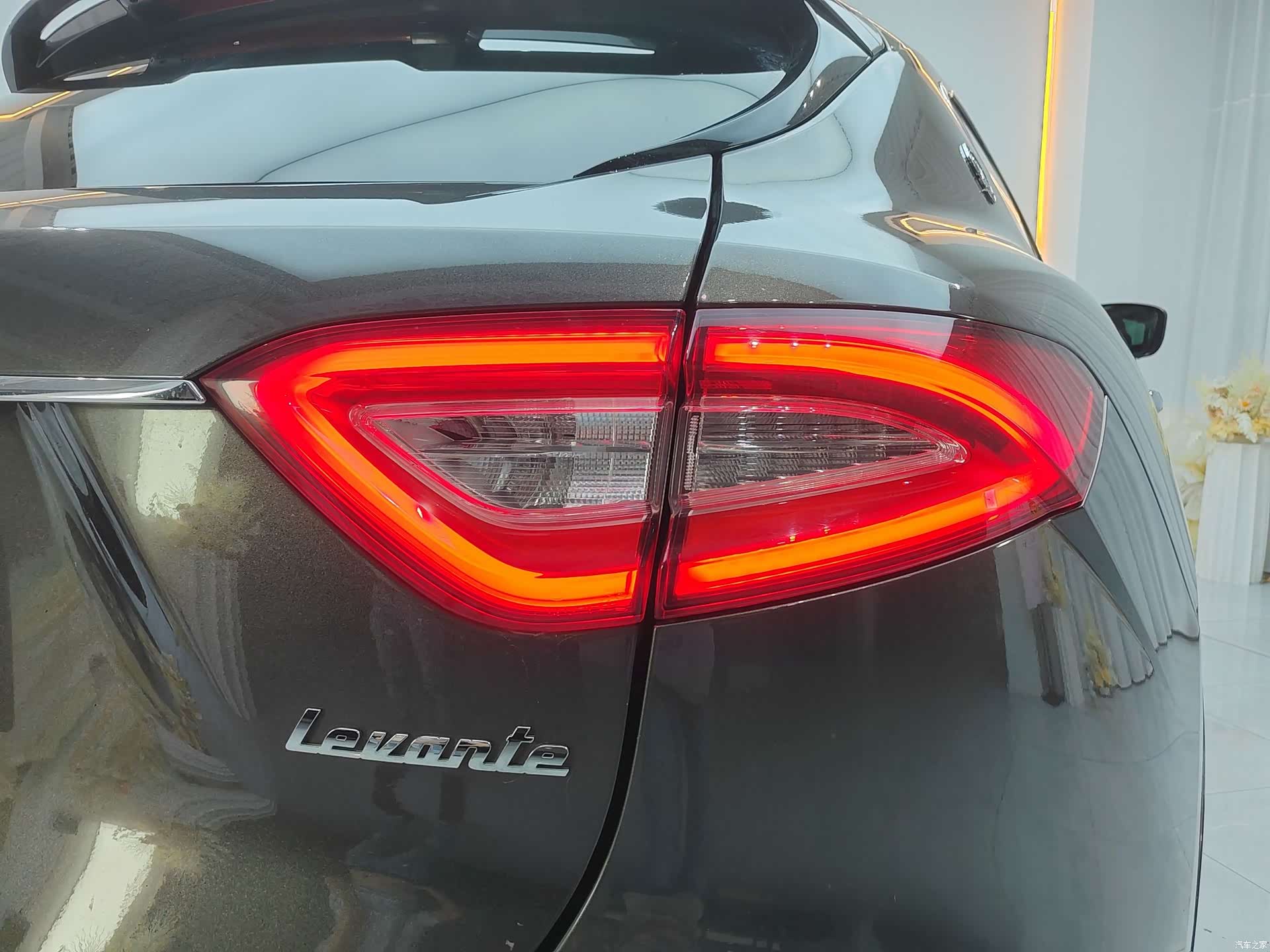 Maserati Levante, 2018 8