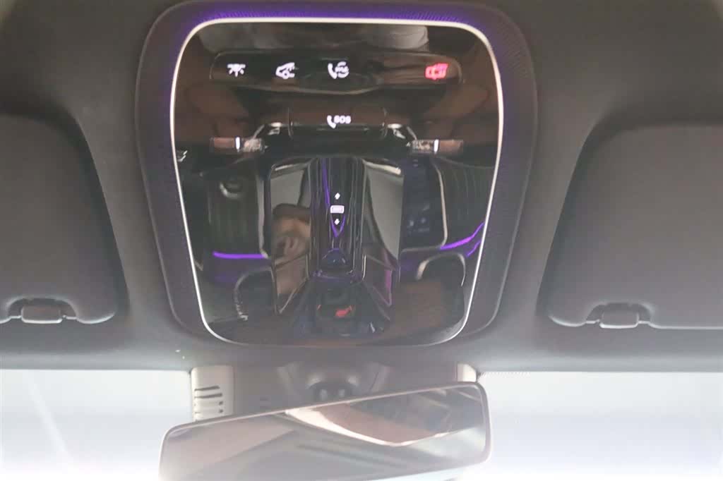 Mercedes-Benz GLC, 2023 10