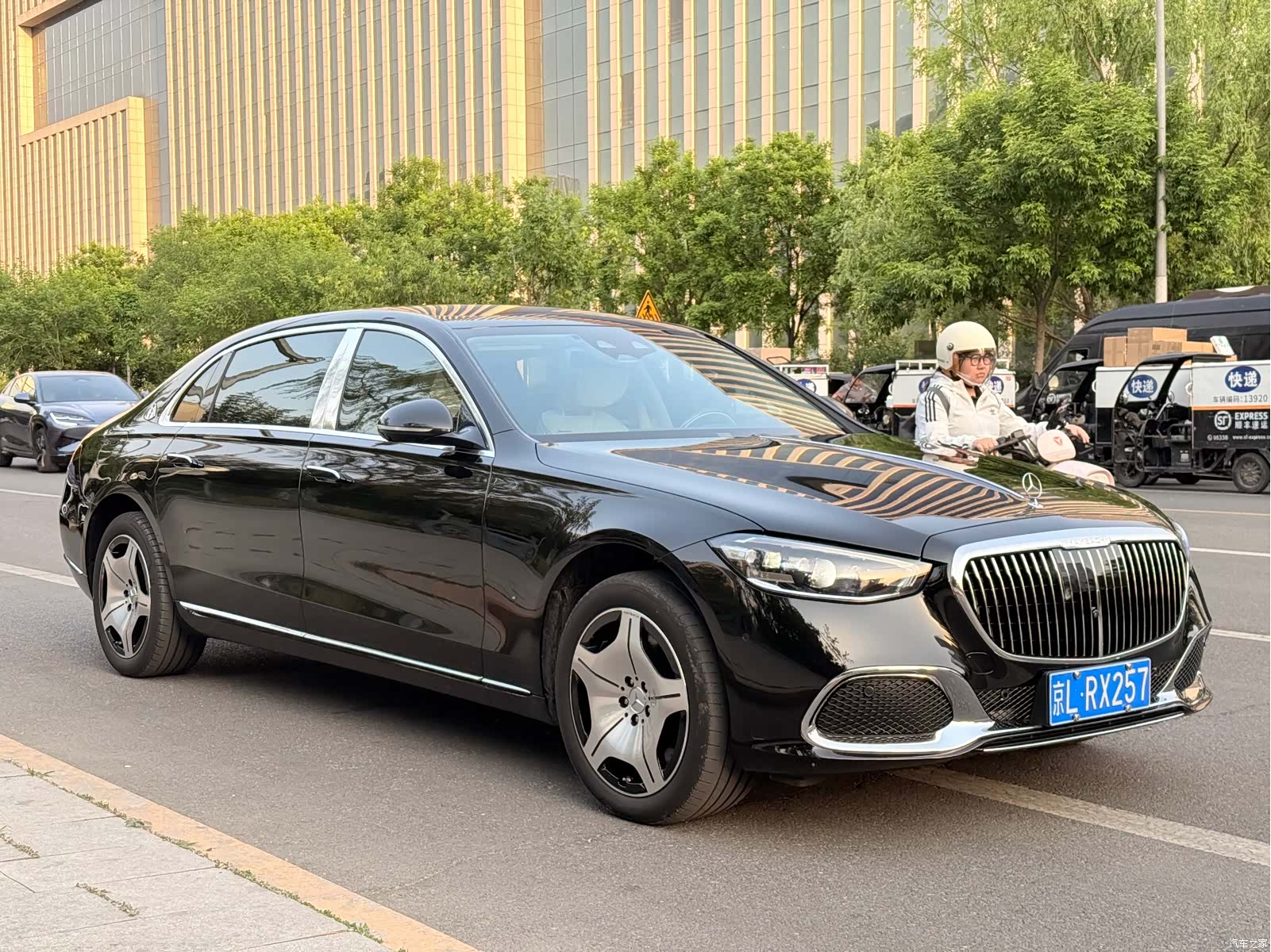 Maybach S-Class, 2025 3
