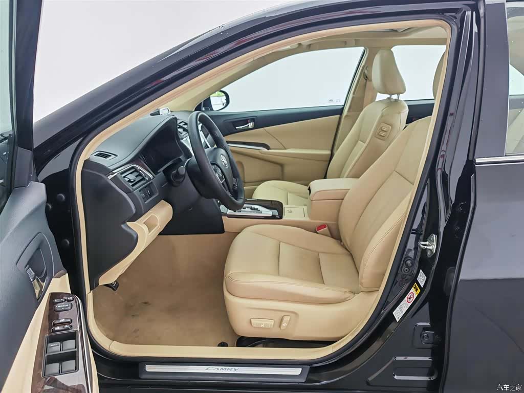 Toyota Camry, 2015 10