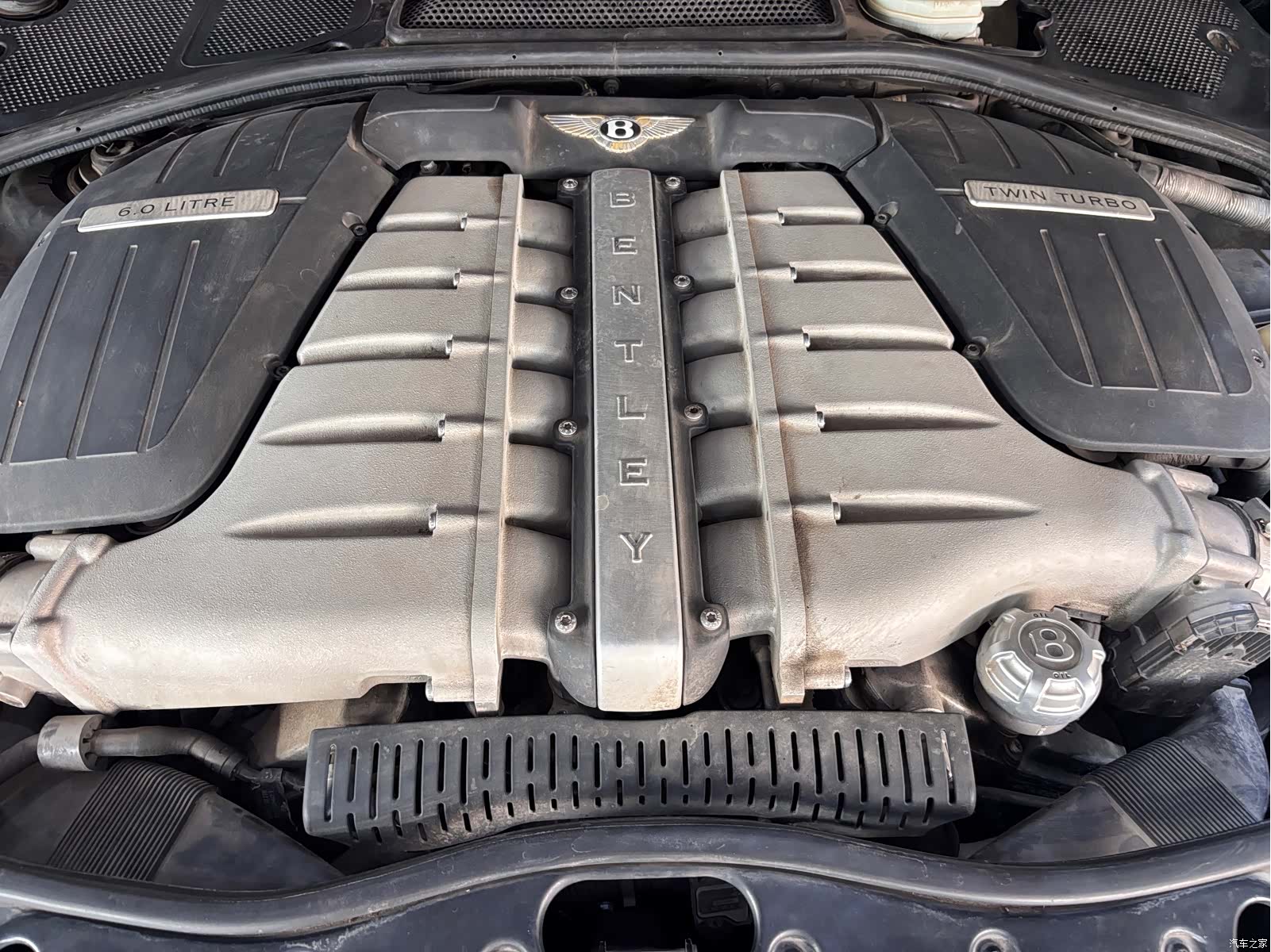 Bentley Flying Spur, 2010 13