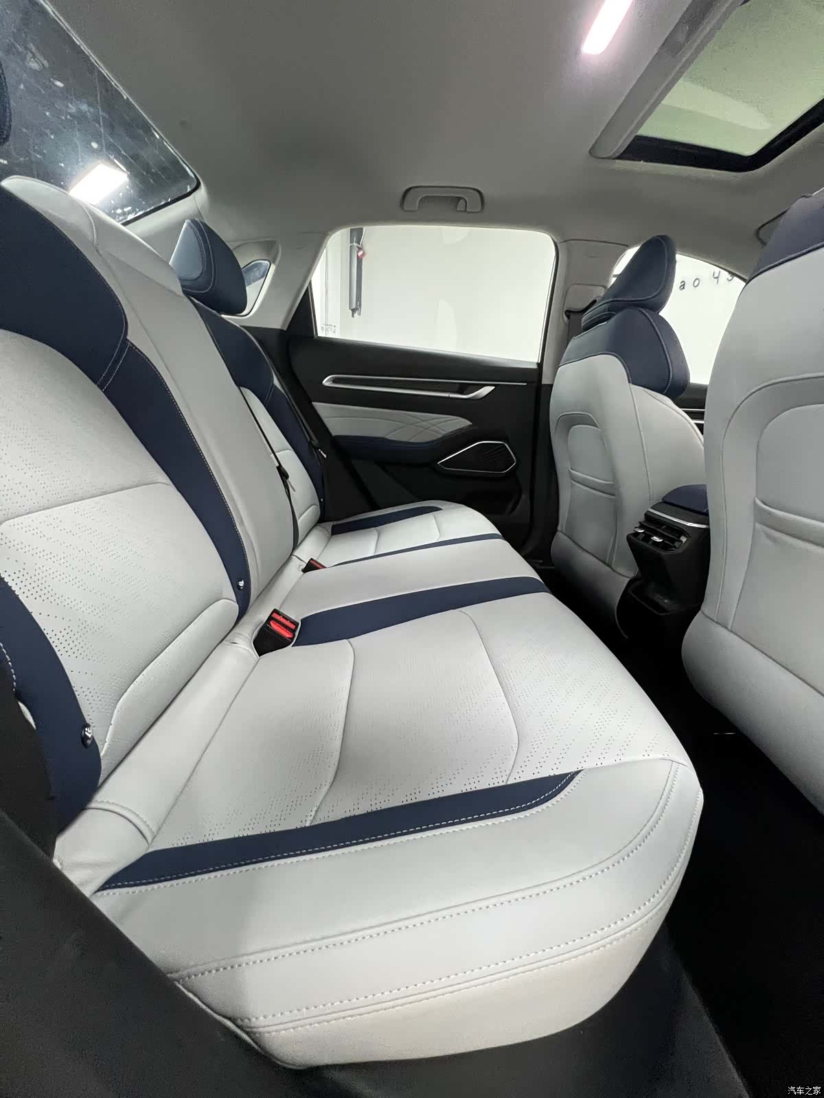 Geely Emgrand, 2022 23