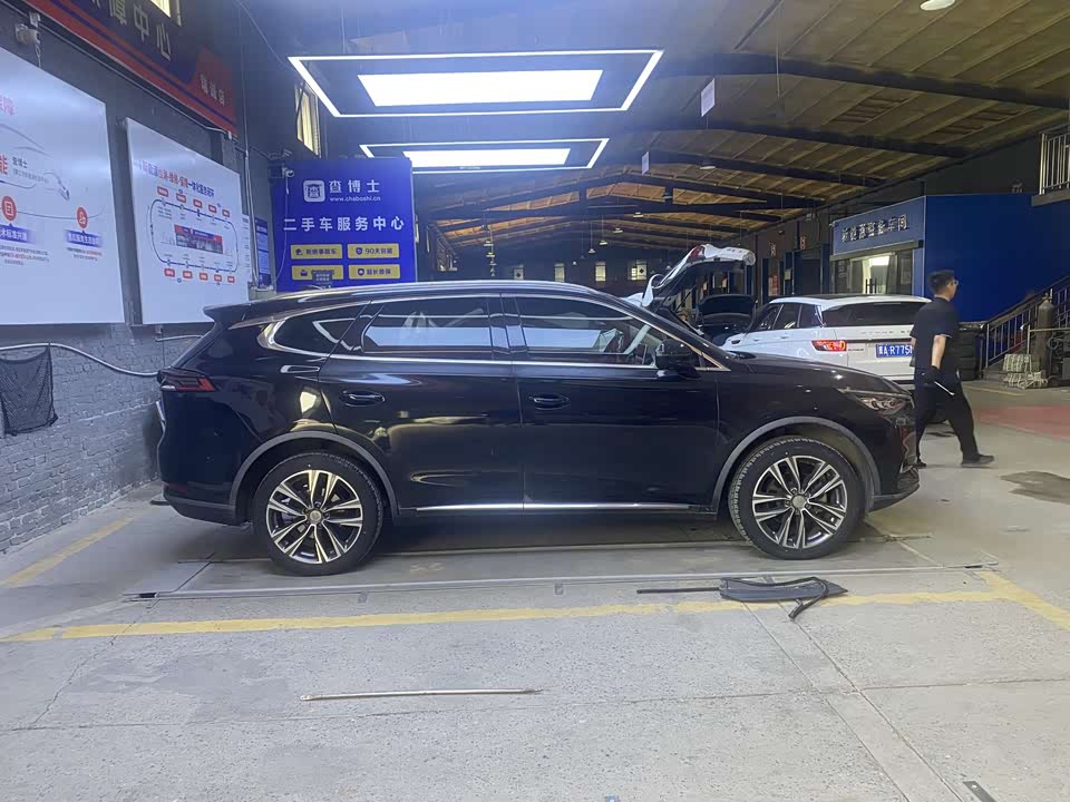 BYD Tang