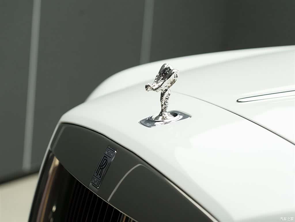 Rolls-Royce Wraith, 2018 4