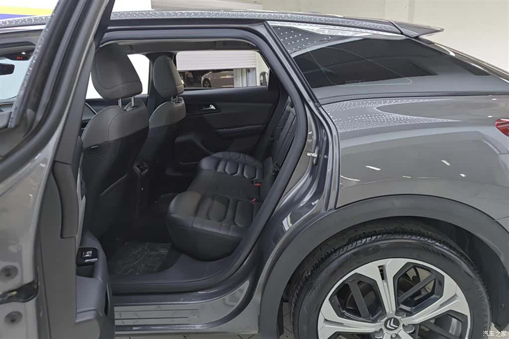 Citroen C5 X, 2022 11