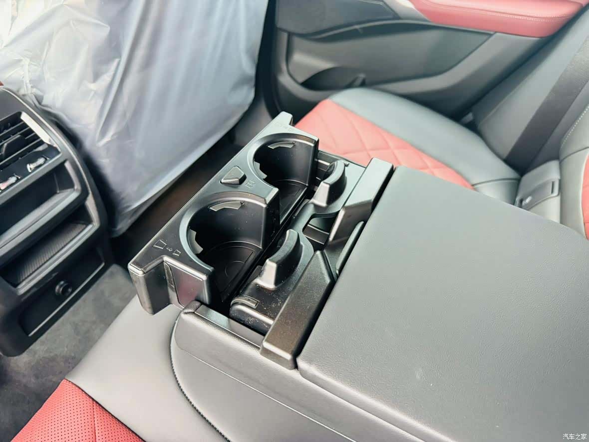 BMW X6, 2023 13
