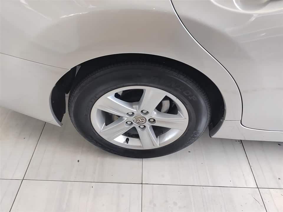 Toyota Reiz Toyota Reiz