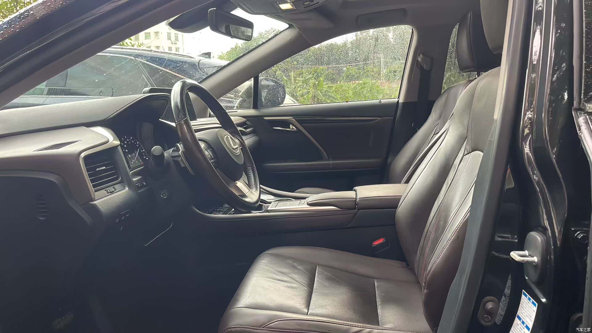 Lexus RX, 2022 4