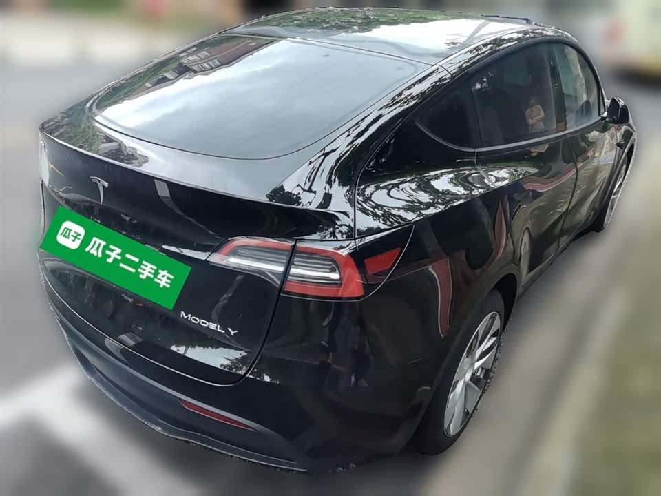 Tesla Model Y Tesla Model Y