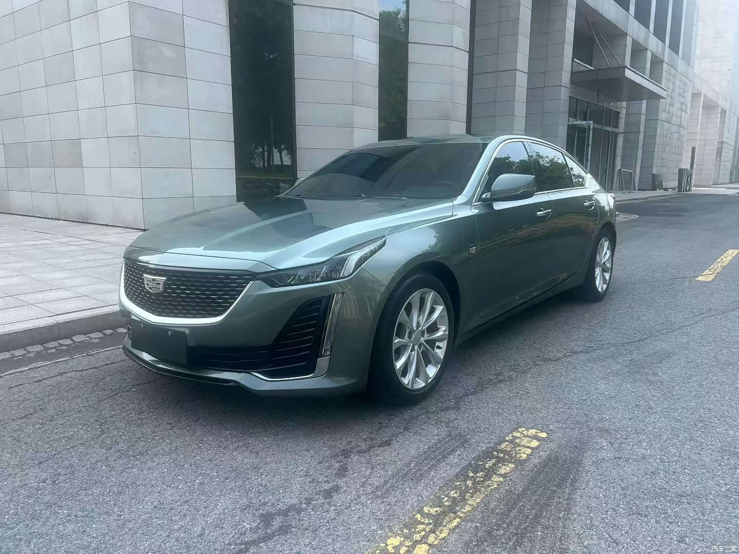 Cadillac CT5, 2022 1