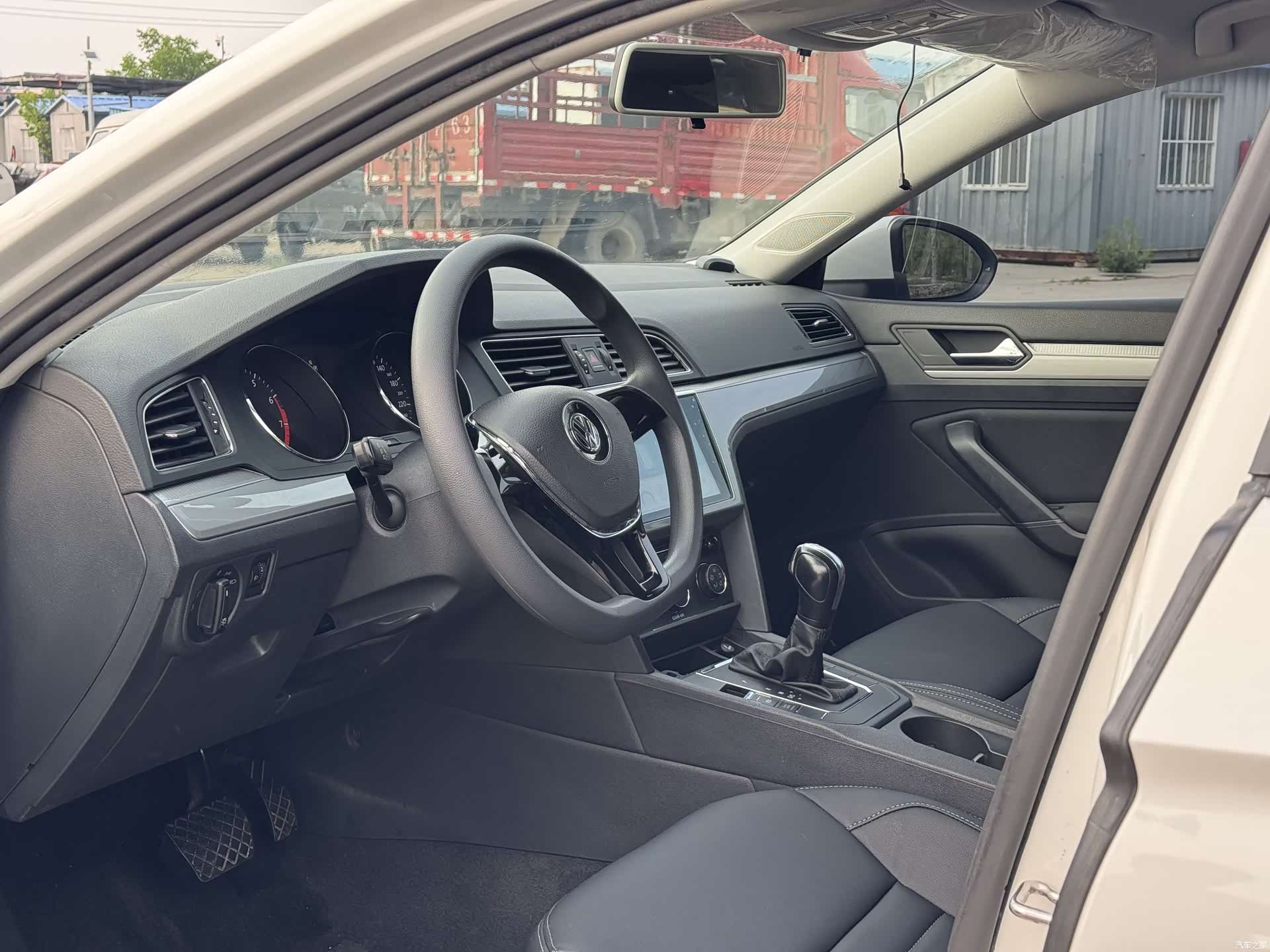 Volkswagen Lamando, 2016 17