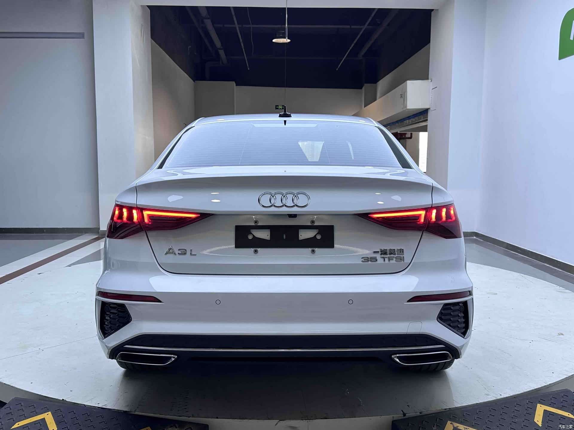 Audi A3, 2023 все фото